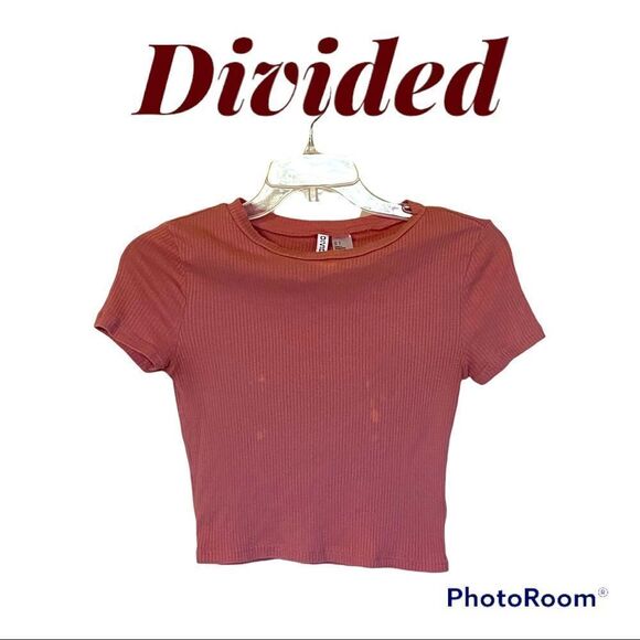 ❤️DIVIDED H&M Ribbed Crop Top - Picture 1 of 6